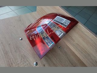 bontott SKODA OCTAVIA II Bal Hátsó Lámpa