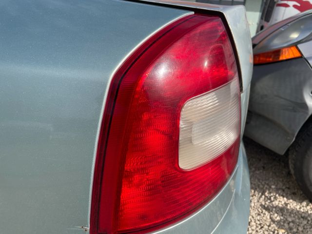 bontott SKODA OCTAVIA II Bal Hátsó Lámpa