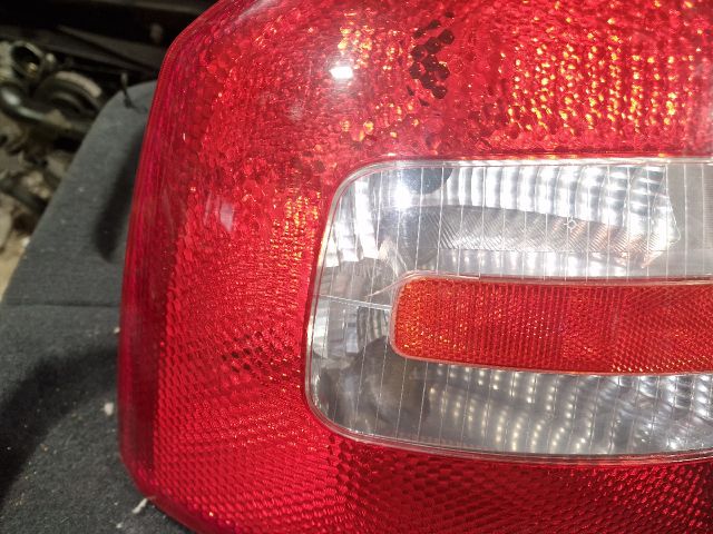 bontott SKODA OCTAVIA II Bal Hátsó Lámpa