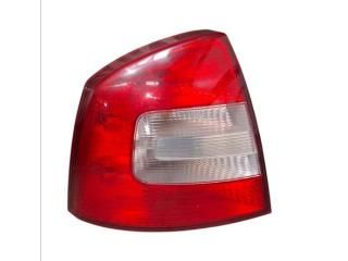 bontott SKODA OCTAVIA II Bal Hátsó Lámpa