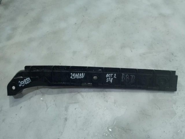 bontott SKODA OCTAVIA II Bal hátsó Lökhárító Tartó (Műanyag)