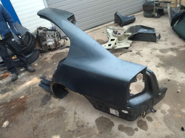 bontott SKODA OCTAVIA II Bal hátsó Negyed Karosszéria Csomag