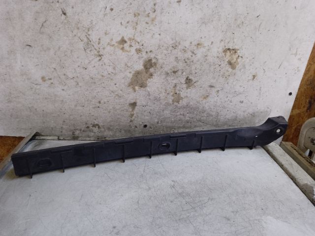 bontott SKODA OCTAVIA II Bal hátsó Oldal Lökhárító Tartó (Műanyag)