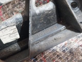 bontott SKODA OCTAVIA II Bal hátsó Oldal Lökhárító Tartó (Műanyag)