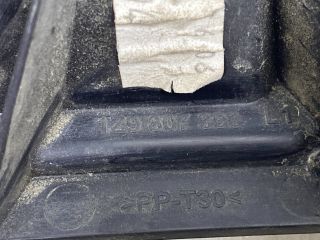 bontott SKODA OCTAVIA II Bal hátsó Oldal Lökhárító Tartó (Műanyag)