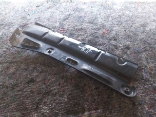 bontott SKODA OCTAVIA II Bal hátsó Oldal Lökhárító Tartó (Műanyag)