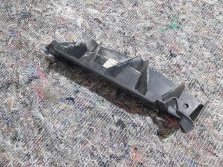 bontott SKODA OCTAVIA II Bal hátsó Oldal Lökhárító Tartó (Műanyag)