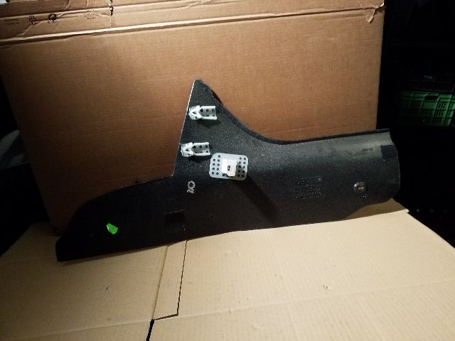 bontott SKODA OCTAVIA II Bal Kardánbox Burkolat