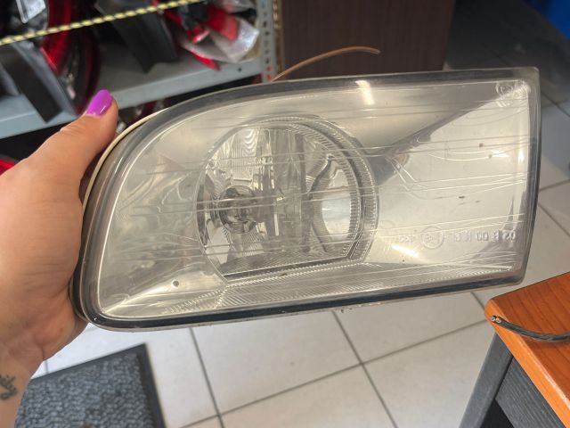 bontott SKODA OCTAVIA II Bal Ködfényszóró