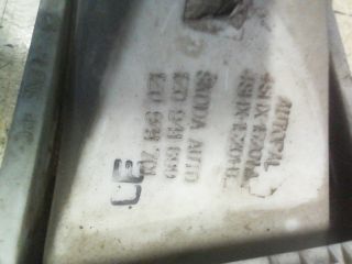 bontott SKODA OCTAVIA II Bal Ködfényszóró