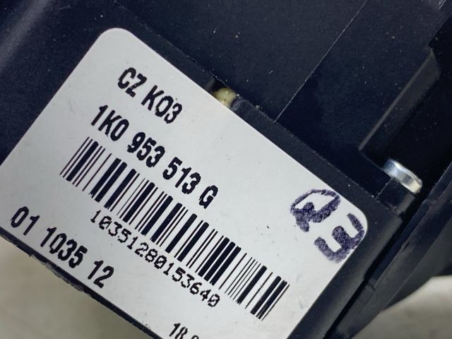 bontott SKODA OCTAVIA II Bal Kormánykapcsoló Irányjelző (Tempomatos)