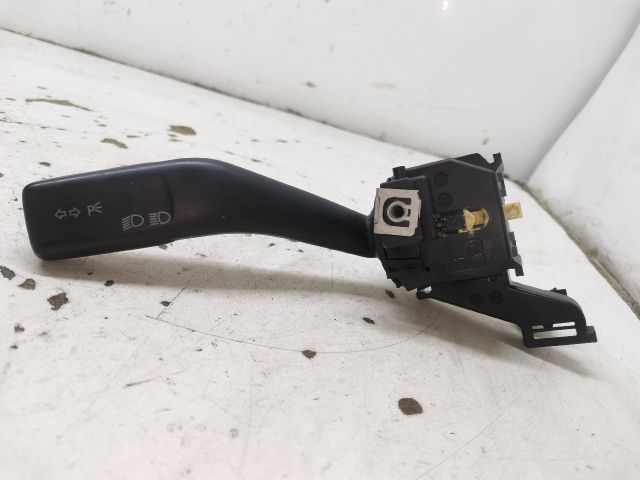 bontott SKODA OCTAVIA II Bal Kormánykapcsoló Irányjelző