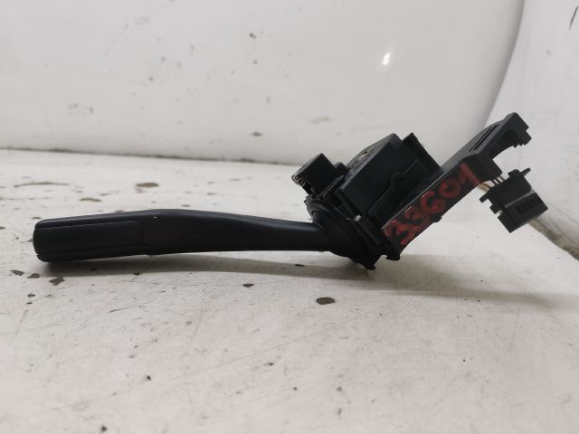 bontott SKODA OCTAVIA II Bal Kormánykapcsoló Irányjelző