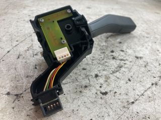 bontott SKODA OCTAVIA II Bal Kormánykapcsoló Irányjelző