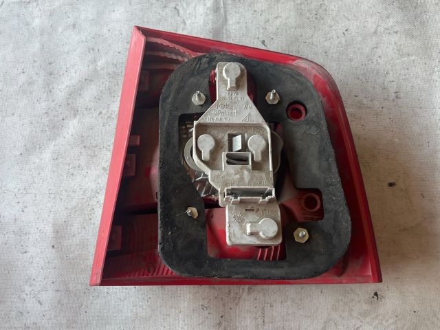 bontott SKODA OCTAVIA II Bal Külső Hátsó Lámpa