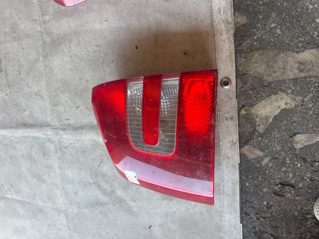 bontott SKODA OCTAVIA II Bal Külső Hátsó Lámpa
