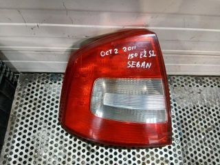 bontott SKODA OCTAVIA II Bal Külső Hátsó Lámpa