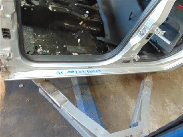 bontott SKODA OCTAVIA II Bal Küszöb