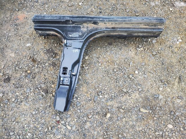 bontott SKODA OCTAVIA II Bal Küszöb