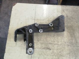 bontott SKODA OCTAVIA II Bal Lengőkar Tartó