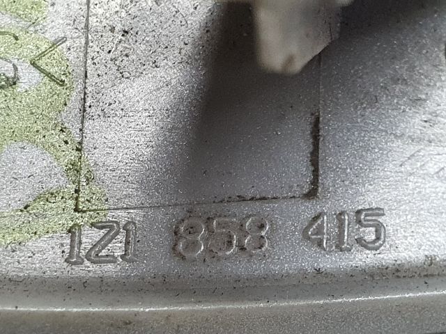 bontott SKODA OCTAVIA II Bal Műszerfal Díszléc