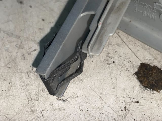 bontott SKODA OCTAVIA II Bal Műszerfal Díszléc