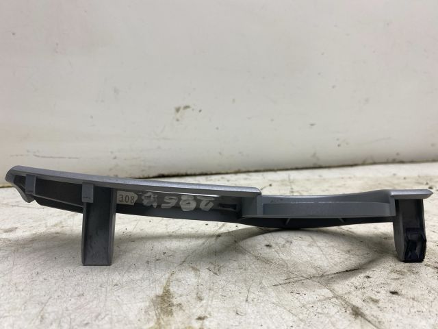 bontott SKODA OCTAVIA II Bal Műszerfal Díszléc