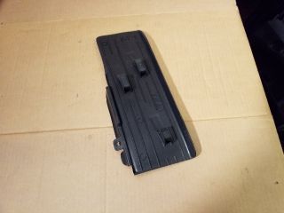 bontott SKODA OCTAVIA II Bal Oldalkárpit (2-3 ajtóshoz hátra)