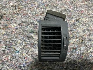 bontott SKODA OCTAVIA II Bal Szellőző