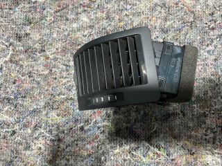 bontott SKODA OCTAVIA II Bal Szellőző