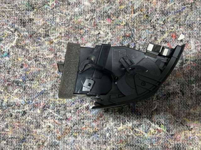 bontott SKODA OCTAVIA II Bal Szellőző