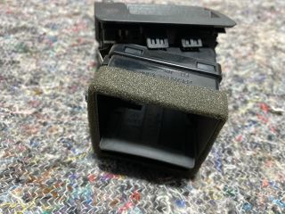 bontott SKODA OCTAVIA II Bal Szellőző