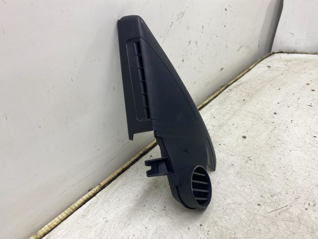 bontott SKODA OCTAVIA II Bal Visszapillantó Tükör Előtti Burkolat