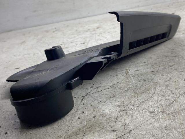 bontott SKODA OCTAVIA II Bal Visszapillantó Tükör Előtti Burkolat