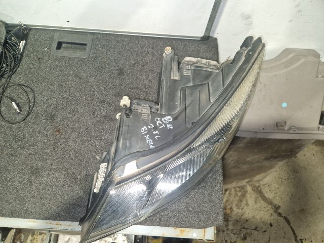 bontott SKODA OCTAVIA II Bal Xenon Fényszóró