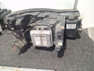 bontott SKODA OCTAVIA II Bal Xenon Fényszóró