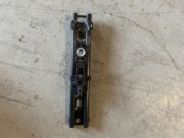 bontott SKODA OCTAVIA II Biztonsági Öv Magasság Állító