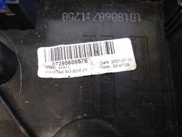 bontott SKODA OCTAVIA II Biztosítéktábla Doboz