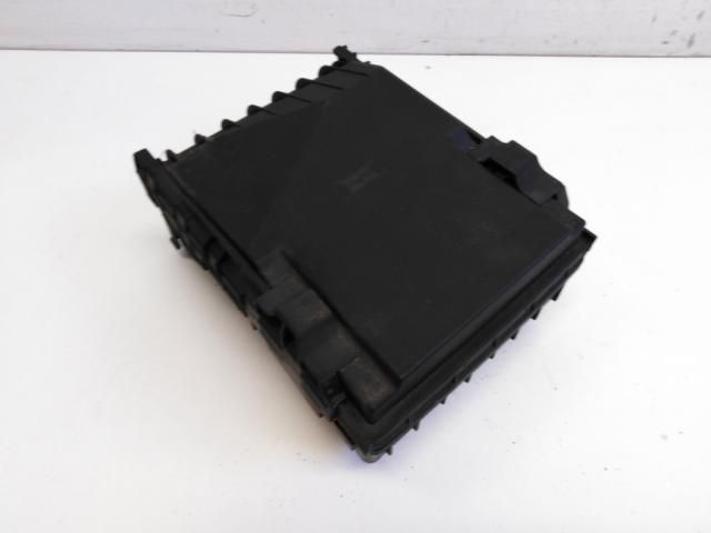 bontott SKODA OCTAVIA II Biztosítéktábla Doboz