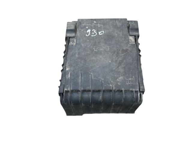 bontott SKODA OCTAVIA II Biztosítéktábla Fedél