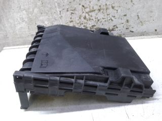 bontott SKODA OCTAVIA II Biztosítéktábla Fedél