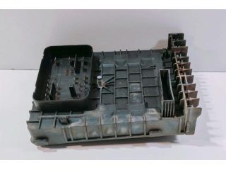 bontott SKODA OCTAVIA II Biztosítéktábla Utastér