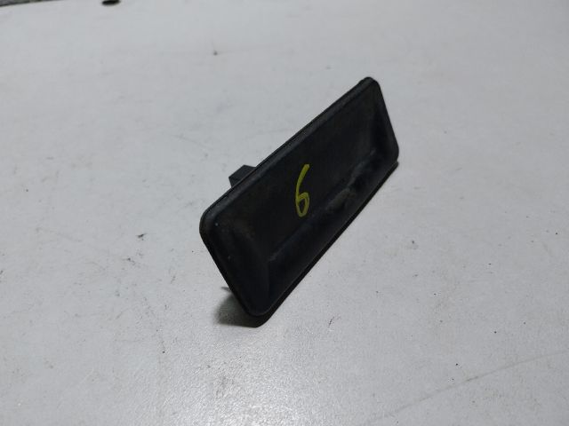 bontott SKODA OCTAVIA II Csomagtér Nyitó Kar / Gomb