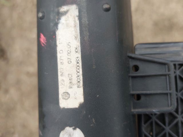 bontott SKODA OCTAVIA II Csomagtér Roló