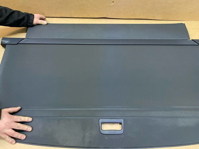 bontott SKODA OCTAVIA II Csomagtér Roló