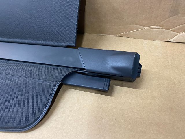 bontott SKODA OCTAVIA II Csomagtér Roló