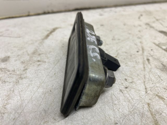 bontott SKODA OCTAVIA II Csomagtérajtó Kapcsoló