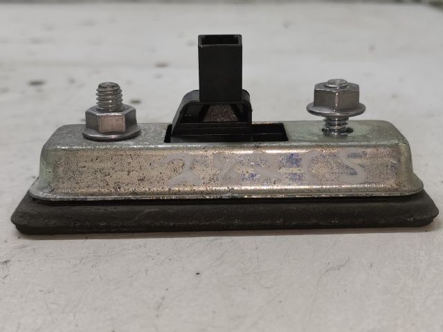 bontott SKODA OCTAVIA II Csomagtérajtó Kapcsoló