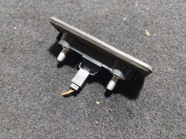 bontott SKODA OCTAVIA II Csomagtérajtó Kilincs