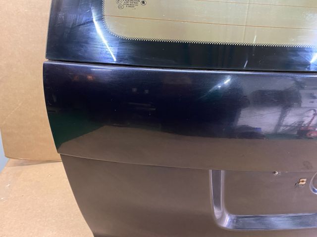 bontott SKODA OCTAVIA II Csomagtérajtó (Üres lemez)